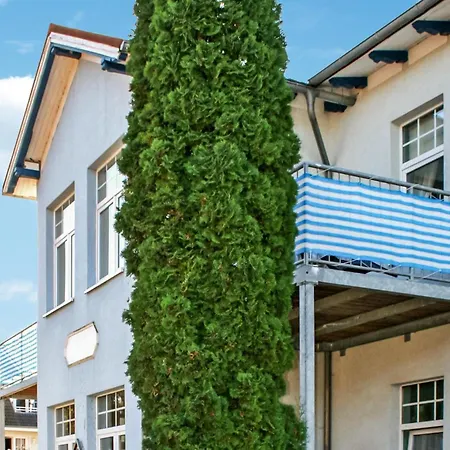 Koelpinseeusedom شقة